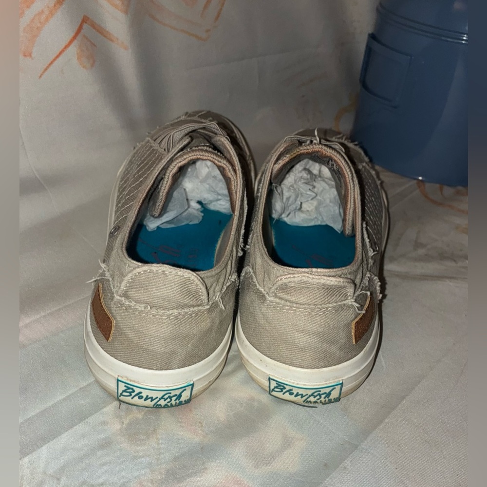 Blowfish Women’s Casual Tan Sneakers - Picture 7 of 7